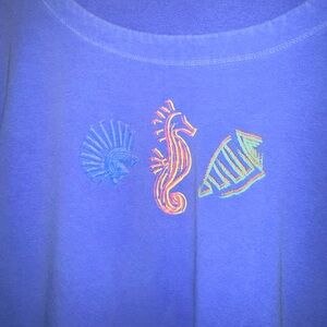 XL/XXL Stretchy Fresh Produce Blue Distressed Sweatshirt. Runs small !